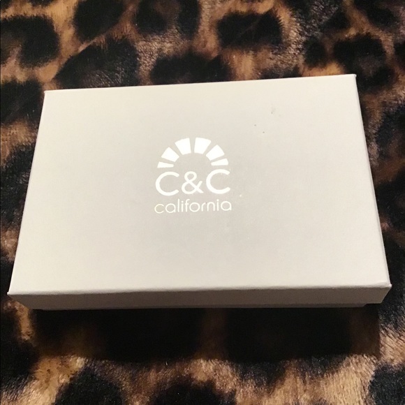 NIB C&C CALIFORNIA GLASS BEAD EARRINGS - Picture 4 of 4